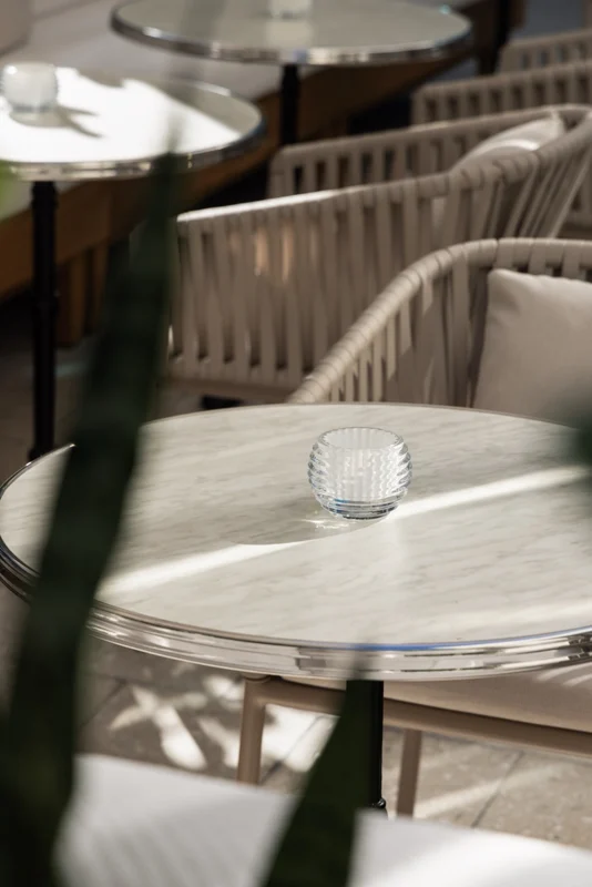 Outdoor cafe seating